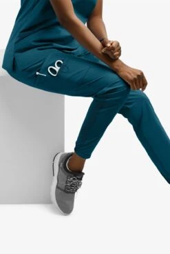 UA Exclusive Cherokee Workwear Professionals Active Women's 6-Pocket STRETCH Half Jogger Scrub Pants -Scrubs Wear Store CK036 CARIB 6