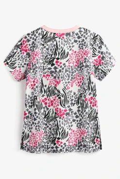 WonderWink WonderFLEX Verity One Love Women's 4-Pocket STRETCH V-Neck Print Scrub Top 5 WonderWink WonderFLEX Verity One Love Women's 4-Pocket STRETCH V-Neck Print Scrub Top -Scrubs Wear Store W6178ONL 2